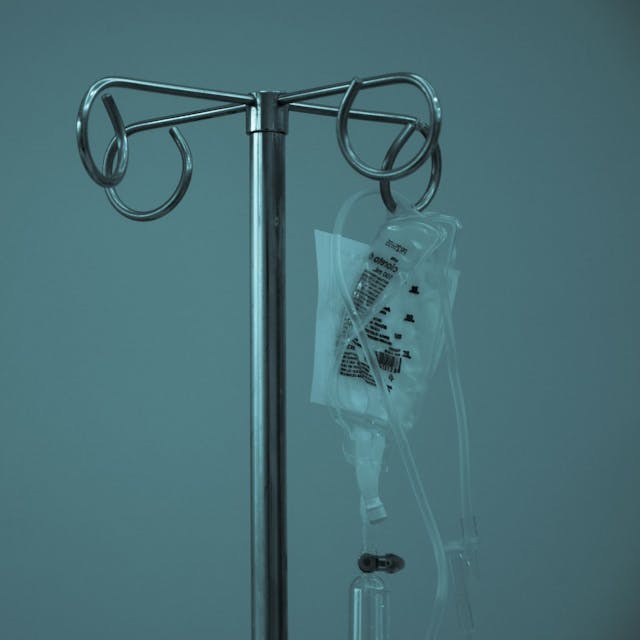 IV Iron Largely Safe for Patients with Acute Bacterial Infection | Image Credit: Marcelo Leal/Unsplash