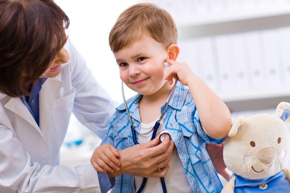 Pediatric care (©StockLite/Shutterstock.com)