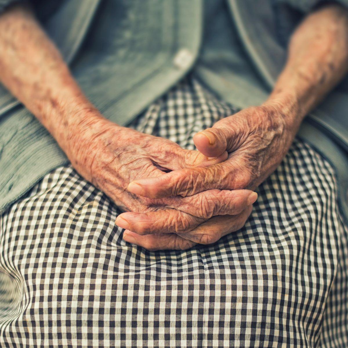 Age at Onset Predicts Longevity in Long-Term Care of Schizophrenia | Image Credit: Danie Franco/Unsplash