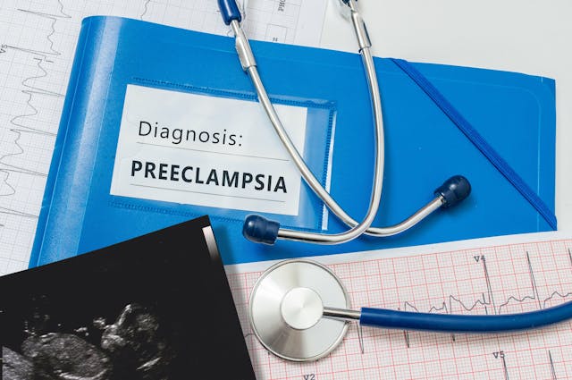 Enhancing preeclampsia prediction with maternal cfDNA profiles | Image Credit: © vchalup - © vchalup - stock.adobe.com.
